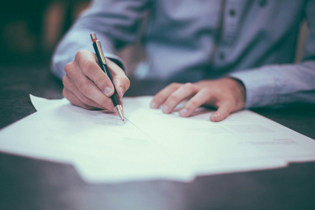 ¿Qué es la promesa de compraventa y en qué se diferencia del contrato de compraventa?